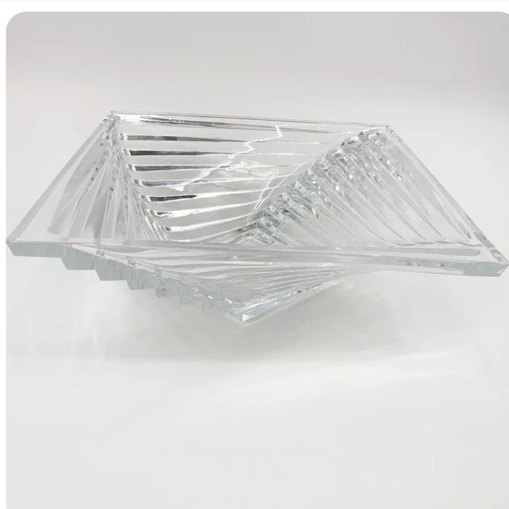 Twisted Steps French Crystal Bowl - Picture 3 of 6